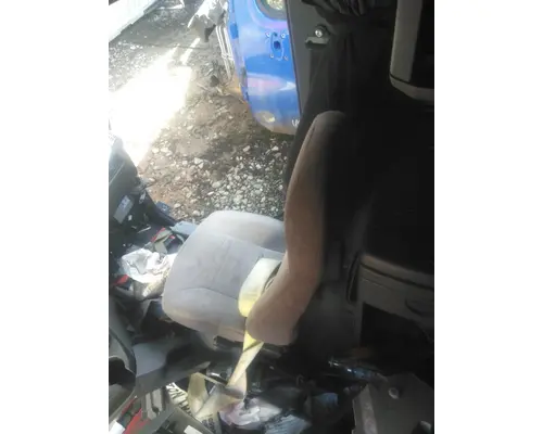 INTERNATIONAL LT CAB