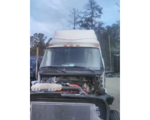 INTERNATIONAL LT CAB