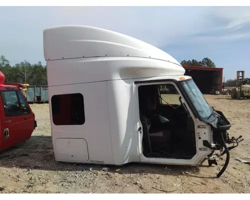 INTERNATIONAL LT CAB