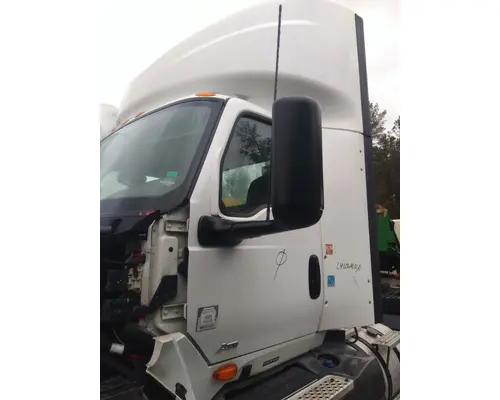 INTERNATIONAL LT CAB