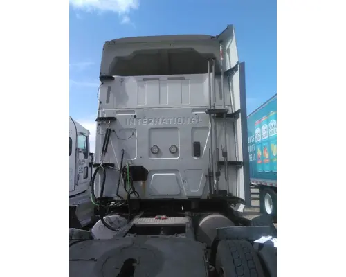 INTERNATIONAL LT CAB