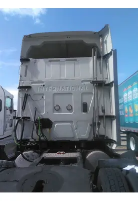 INTERNATIONAL LT CAB