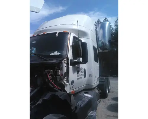 INTERNATIONAL LT CAB