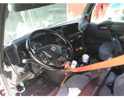 INTERNATIONAL LT CAB