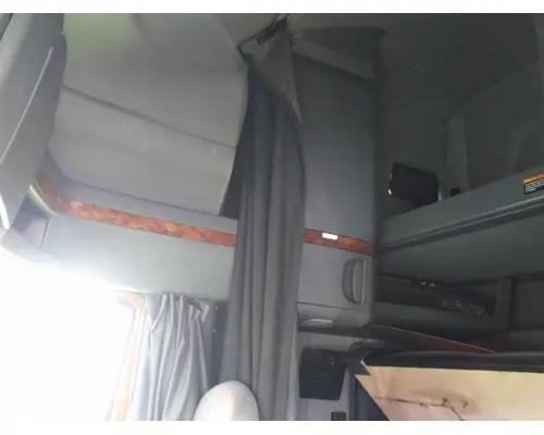 INTERNATIONAL LT CAB