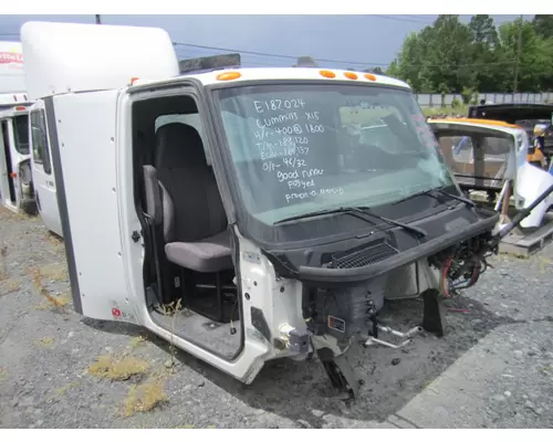 INTERNATIONAL LT CAB