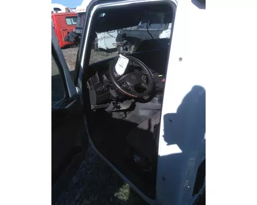 INTERNATIONAL LT CAB