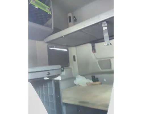 INTERNATIONAL LT CAB