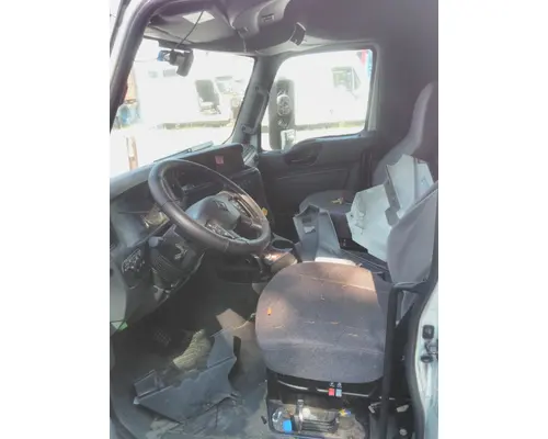 INTERNATIONAL LT CAB
