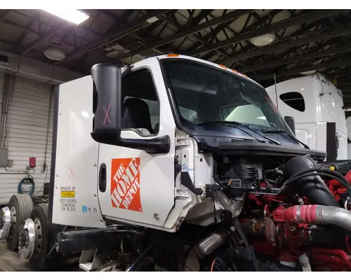 INTERNATIONAL LT CAB