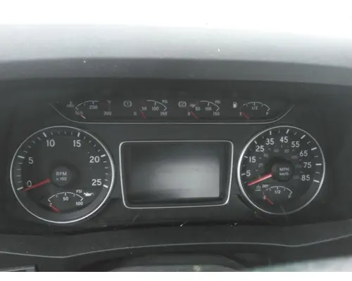 INTERNATIONAL LT CAB