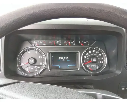 INTERNATIONAL LT CAB
