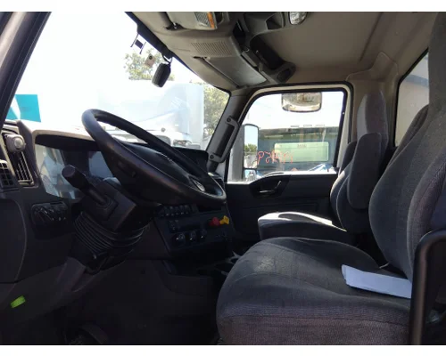INTERNATIONAL LT CAB