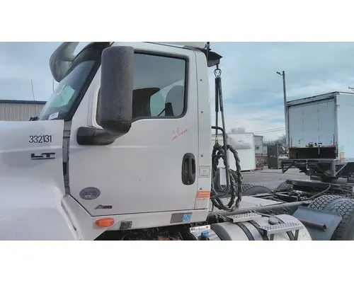 INTERNATIONAL LT CAB