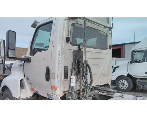 INTERNATIONAL LT CAB