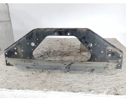 INTERNATIONAL LT CROSSMEMBER