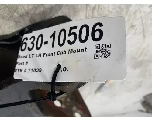 INTERNATIONAL LT Cab Air Ride