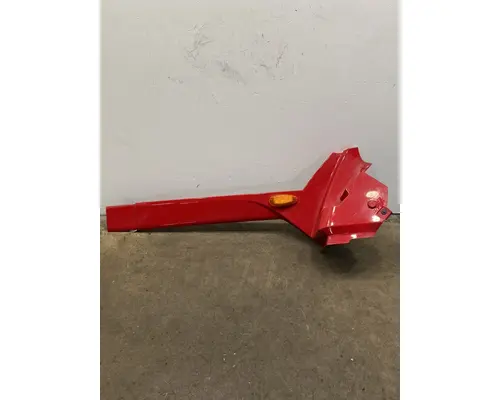 INTERNATIONAL LT Cab