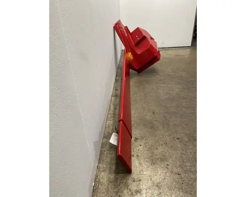 INTERNATIONAL LT Cab