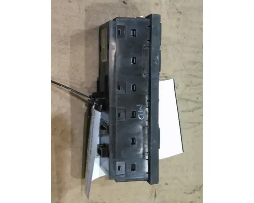 INTERNATIONAL LT DASH PANEL