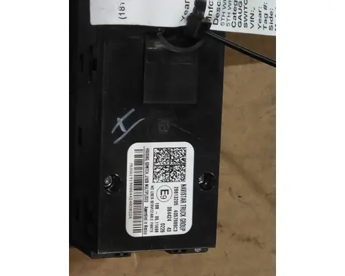 INTERNATIONAL LT DASH PANEL