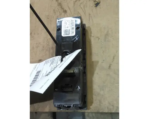 INTERNATIONAL LT DASH PANEL