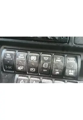 INTERNATIONAL LT DASH PANEL