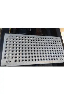 INTERNATIONAL LT DECK (CATWALK) STEP