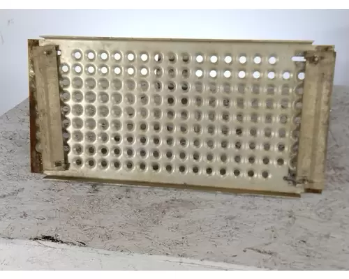 INTERNATIONAL LT DECK (CATWALK) STEP
