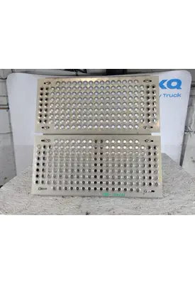 INTERNATIONAL LT DECK (CATWALK) STEP