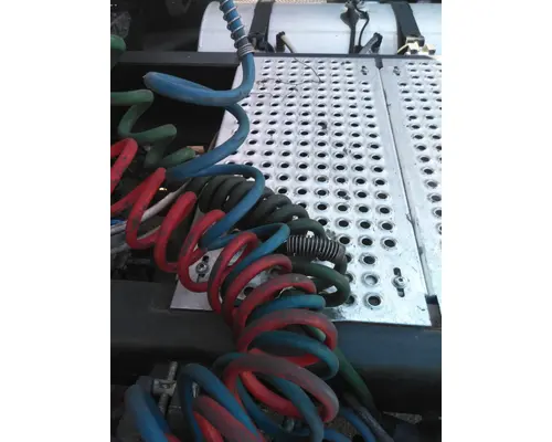 INTERNATIONAL LT DECK (CATWALK) STEP