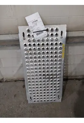 INTERNATIONAL LT DECK (CATWALK) STEP