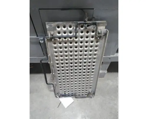 INTERNATIONAL LT DECK (CATWALK) STEP