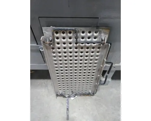 INTERNATIONAL LT DECK (CATWALK) STEP