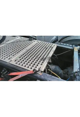 INTERNATIONAL LT DECK (CATWALK) STEP