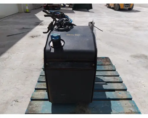 INTERNATIONAL LT DEF TANK