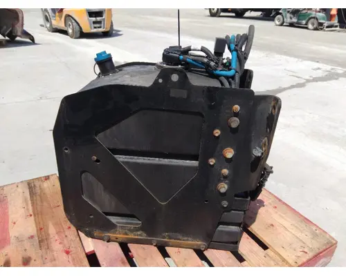 INTERNATIONAL LT DEF TANK