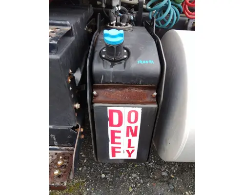 INTERNATIONAL LT DEF TANK