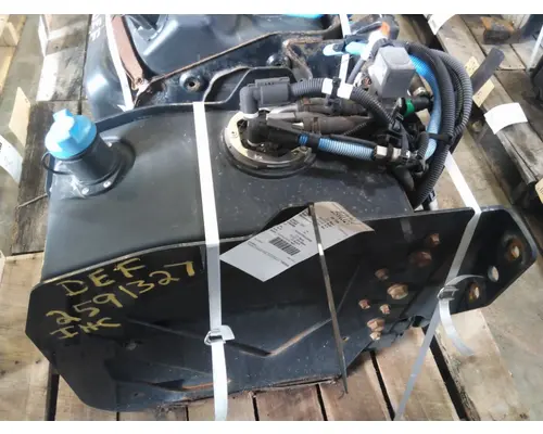 INTERNATIONAL LT DEF TANK