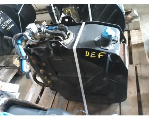 INTERNATIONAL LT DEF TANK