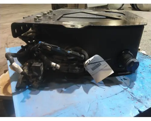 INTERNATIONAL LT DEF TANK