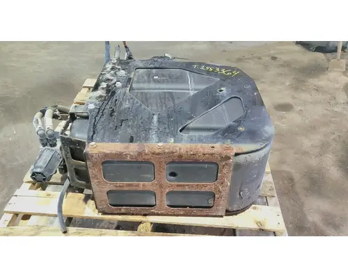 INTERNATIONAL LT DEF TANK