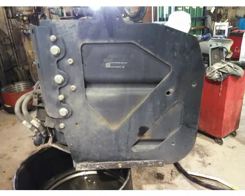 INTERNATIONAL LT DEF TANK