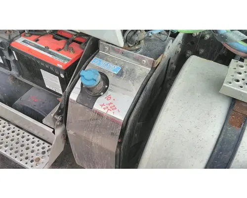 INTERNATIONAL LT DEF TANK