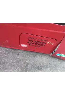 INTERNATIONAL LT DOOR, COMPARTMENT