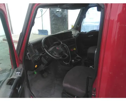 INTERNATIONAL LT DOOR, COMPARTMENT