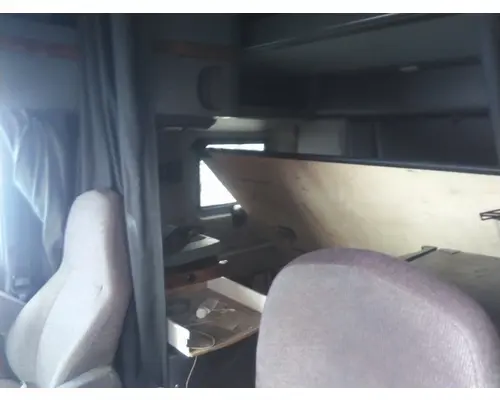 INTERNATIONAL LT DOOR, COMPARTMENT