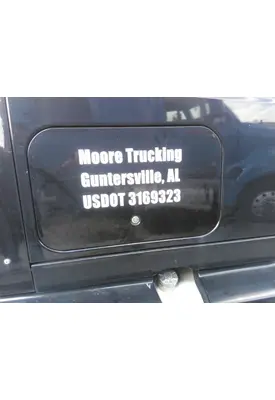 INTERNATIONAL LT DOOR, COMPARTMENT