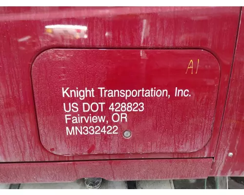 INTERNATIONAL LT DOOR, COMPARTMENT