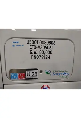 INTERNATIONAL LT DOOR, COMPARTMENT